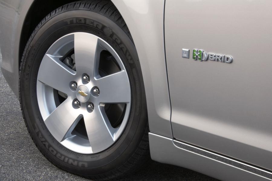  Chevrolet Malibu Hybrid 2008 года  (фото 8 из 13)
